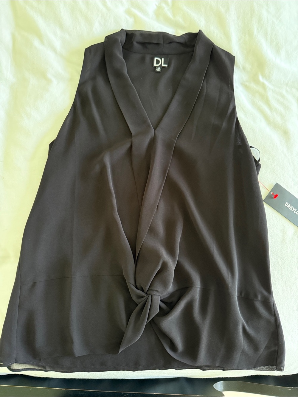DL Black V-Neck Knot-Front Sleeveless Camisole